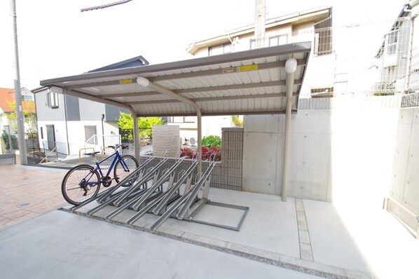 ラ フォレスタ ツルマキの物件内観写真